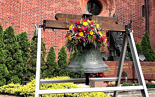 Dzwony zrabowane przez hitlerowców wracają do świątyń na Warmii i Mazurach